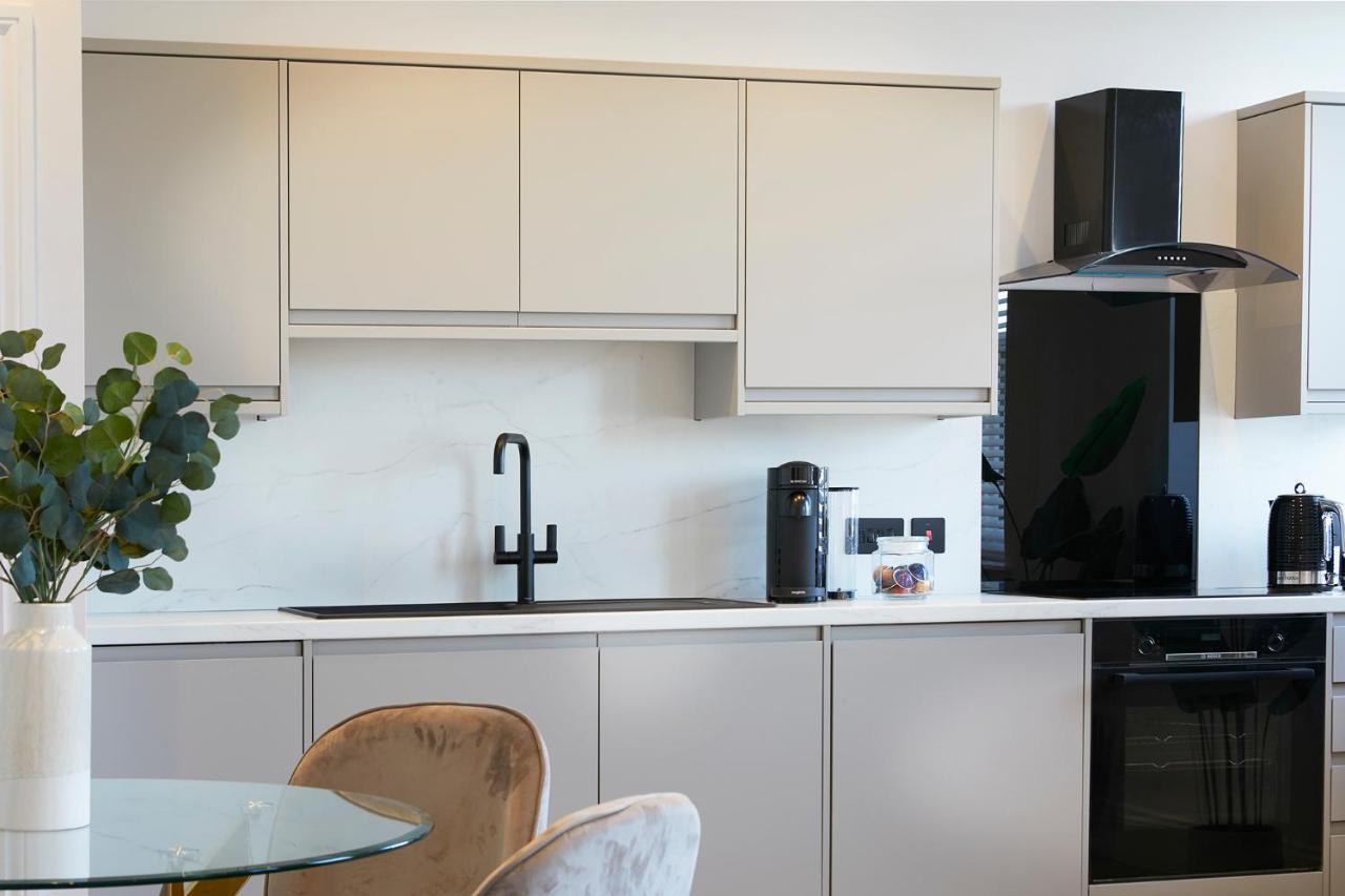 The Salisbury - Luxury Apartments By Stay In Scarborough Esterno foto